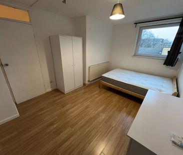 3 Bed Maisonette, Ollerton Green, E3 - Photo 3