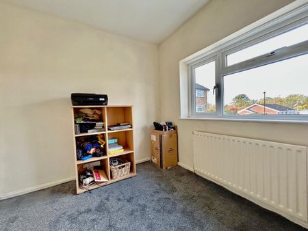 Fordlands Crescent, York, Fulford - Photo 3