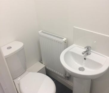 Studio to rent - Photo 5