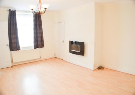 2 bedroom detached house to rent - Photo 2