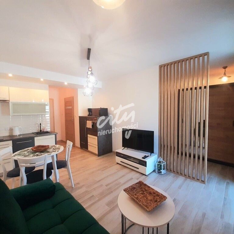 Kawalerka, balkon, miejsce postojowe, winda - Фото 1