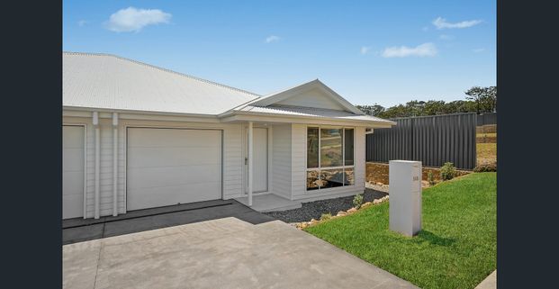 Perfectly modern and brand new contemporary duplex - Photo 1