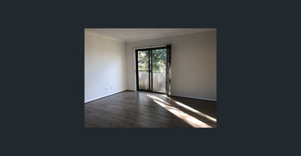 Stunning 2 Bedroom Granny Flat - Photo 1