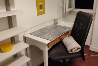 Excelente quarto numa das principais avenidas de Lisboa