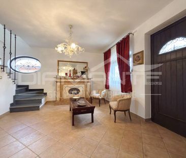 Villa unifamiliare via Elio Vittorini 10, Centro, Pedara - Photo 2