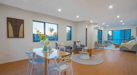 Brand New 4 Bedroom House - Pets Negotiable - Photo 5