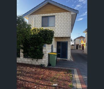 1/54 Davey street, Mandurah, WA 6210 - Photo 1