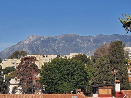 Luxury Villa for rent in Marbella Del Este, Spain - Photo 4