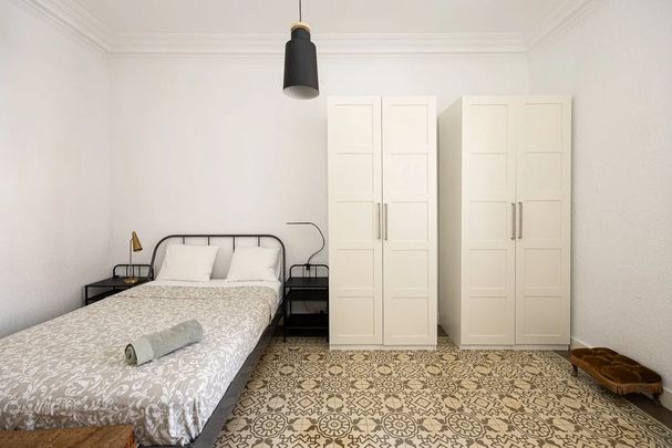 Carrer de Mallorca, Barcelona, Catalonia 08037 - Photo 1