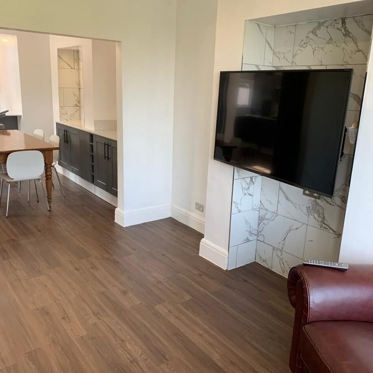 5 bedroom house to rent - Photo 1