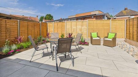 1 bedroom property to rent - Photo 3