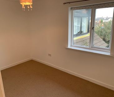 Summerfield Court, Birchgrove - Photo 1