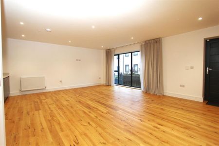 Lower Brunswick Street, Leeds City Centre, LS2 7PU - Photo 4