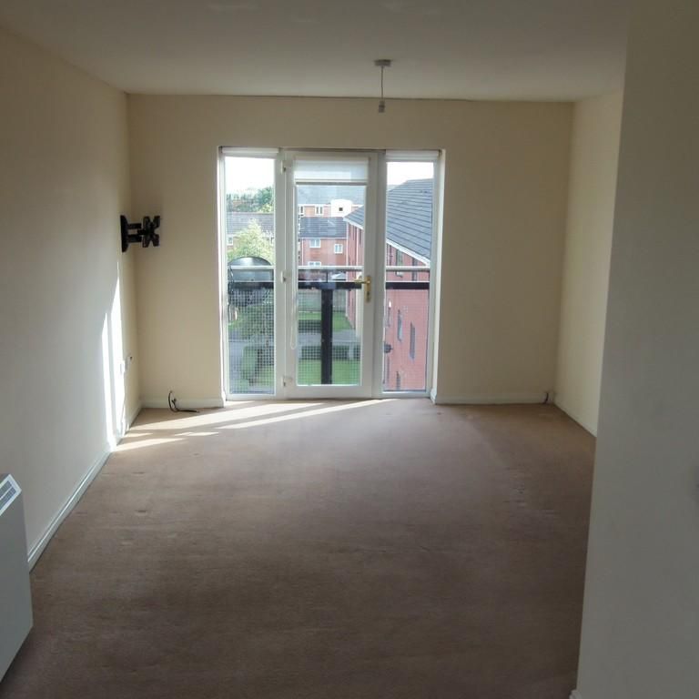 3 bedroom apartment to rent - Photo 1