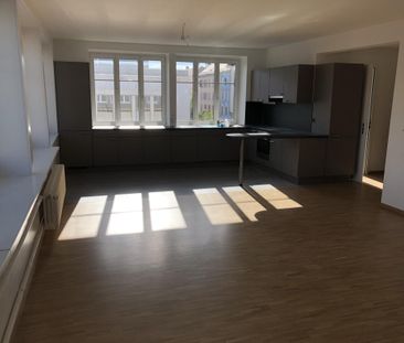 Rue Numa-Droz 93, apartment 3rd floor entire - Photo 4