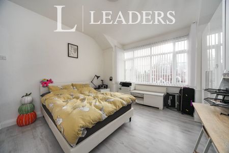 3 bedroom house to rent Trinity Road, Luton, Bedfordshire, LU3 - Photo 4