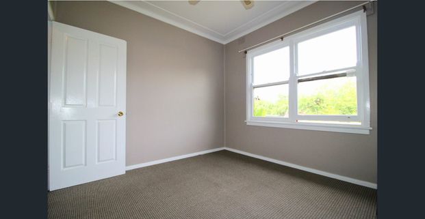 Charming Home with inground Pool - Photo 1