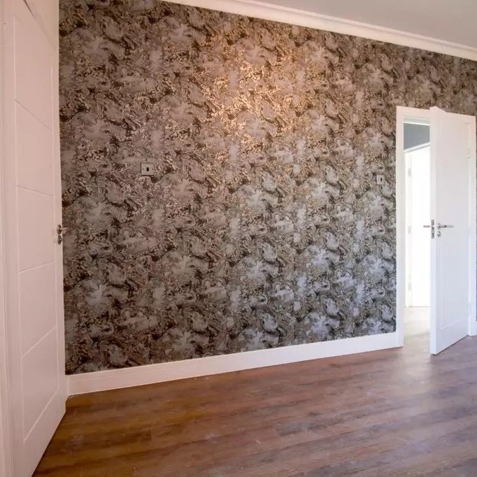 7 Bed Terraced House, High Road, NW10 - Photo 1