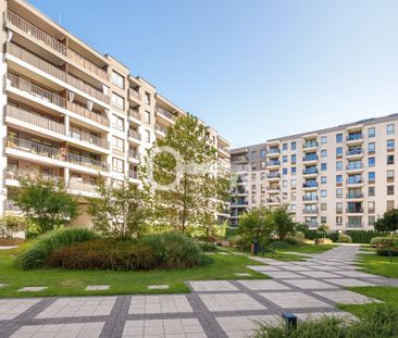 Warszawa, Mokotów, Mokotów Stegny, Mangalia - Photo 1