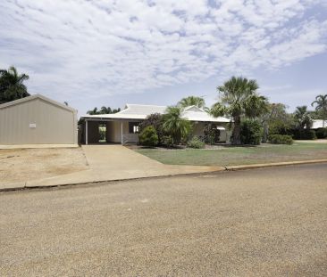 Family Living with Room to Move - Photo 2