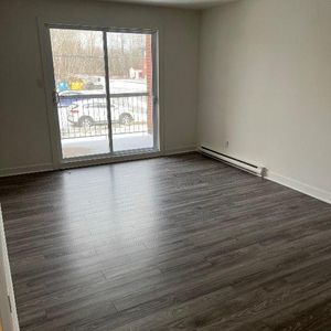 Appartement 5 1/2 à louer Cowansville - Photo 2