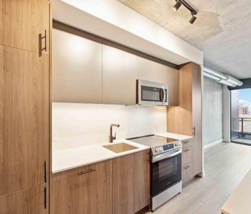 10 James st, Unit 409 - Photo 4