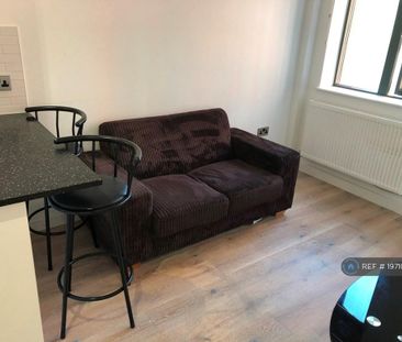 1 bedroom flat to rent - Photo 1
