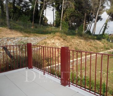 Location Appartement 2 pièces 41m² LE ROURET 06650 - Photo 3