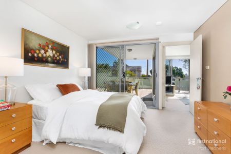 Unbeatable Location - Walk to Everything! Avail 20th December 2025 - Photo 5