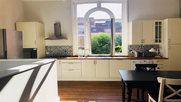 Appartement te huur - Photo 1