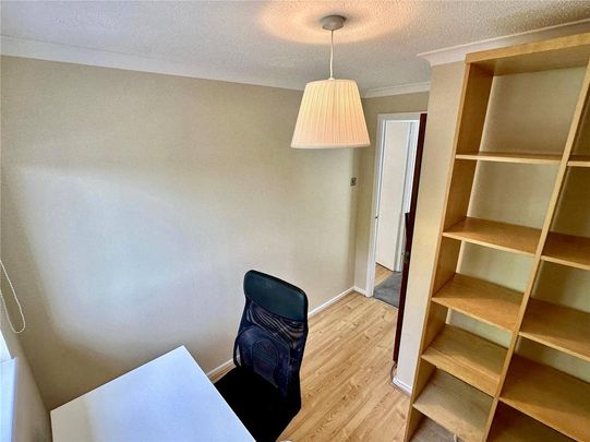 House share to rent - Photo 1