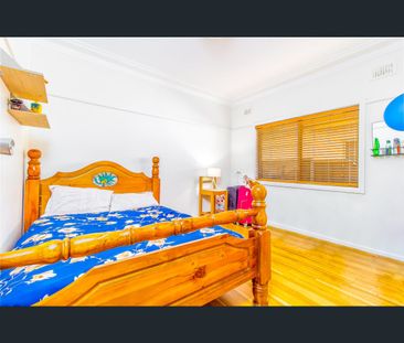 12 Mala Crescent, Blacktown, NSW 2148 - Photo 3