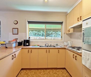 Family Home - Photo 5