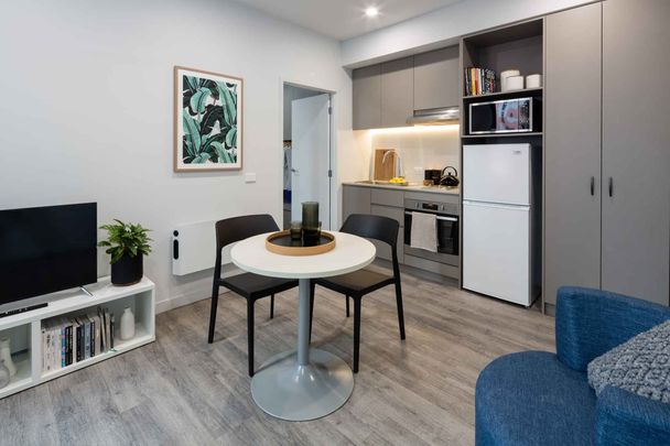 1 Bedroom Apartment - Photo 1