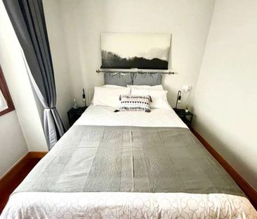 2 room luxury Flat for rent in Bilbao, Spain - Photo 3
