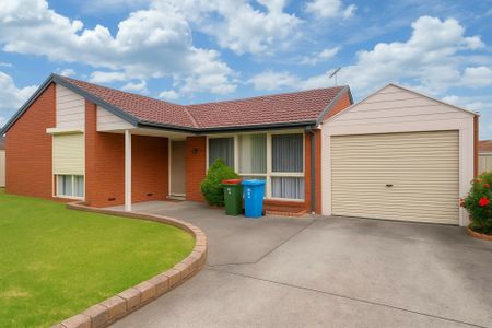 Spacious Family Home in Prime Hallam Location - Photo 5