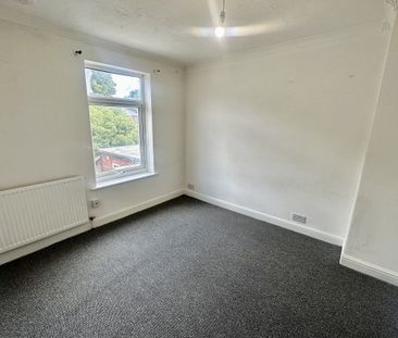 Castle Street - Photo 4