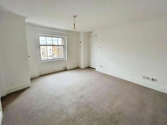 Lansdown Crescent, Lansdown, Cheltenham, GL50 - Photo 1