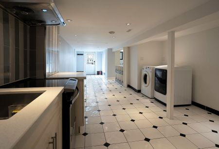 For Lease - 35 Florence Crescent Unit# Lower, Toronto, Ontario - Photo 3