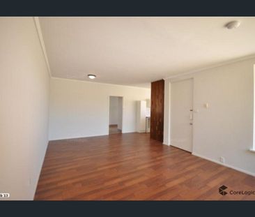 Easy to Maintain Villa - Photo 2