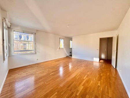 Location Appartement 1 pièce 36m² - Photo 4