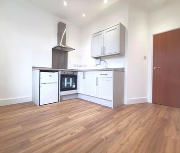 1 bedroom flat to rent - Photo 6