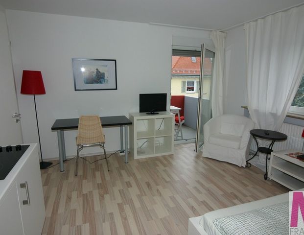 Gepflegte Wohnung in zentraler Lage - Foto 1