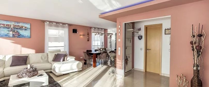 Exklusive 3-Zimmer-Wohnung mit 2 Balkonen in Mühlheim - Foto 1