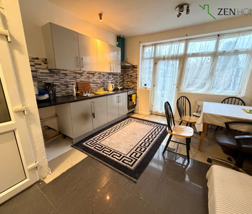 3 bedroom terraced house to rent - Photo 4