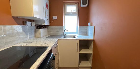 Keats Way, West Drayton - Photo 2