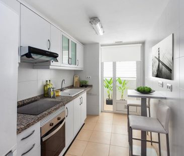 Piso de alquiler en Carrer de Botànic Cavanilles, 7, Estación - Uni... - Photo 4