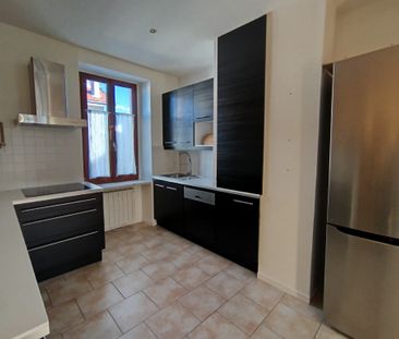 Location Appartement 3 pièces 84m² - Photo 6
