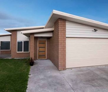 County Drive, Hawera - Photo 3
