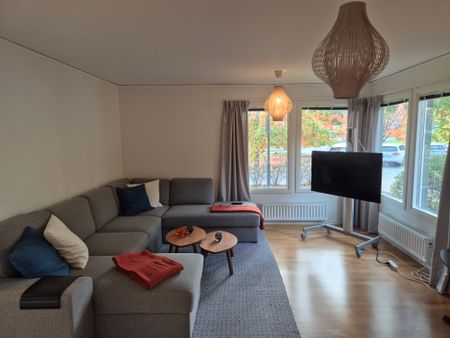 Hasselgränd, Upplands Väsby - Photo 2